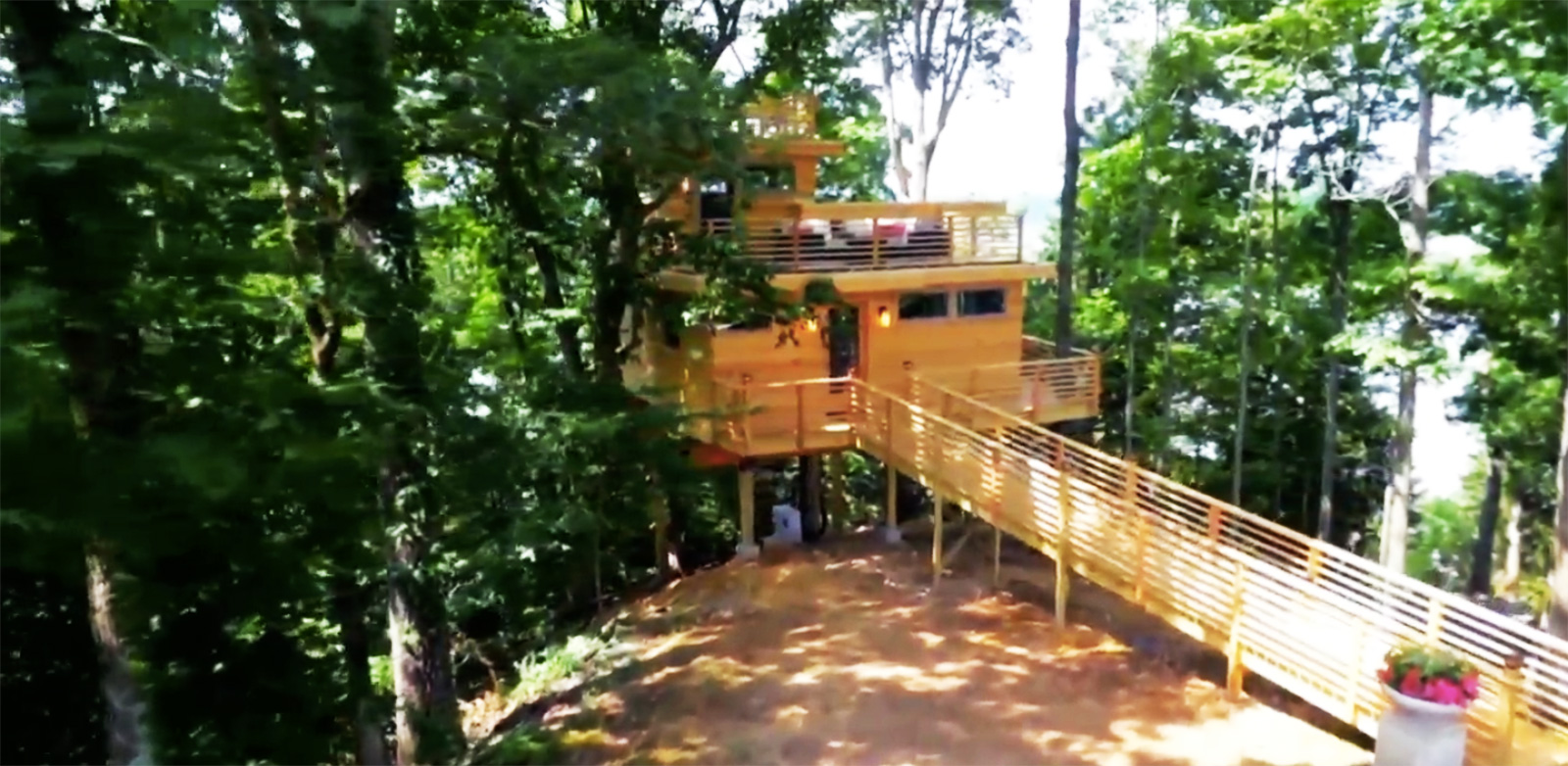 Peek inside this lavish Frank Lloyd Wrightinspired treehouse AOL